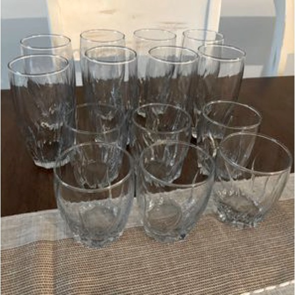 Drinkware Set - Picture 1 of 4